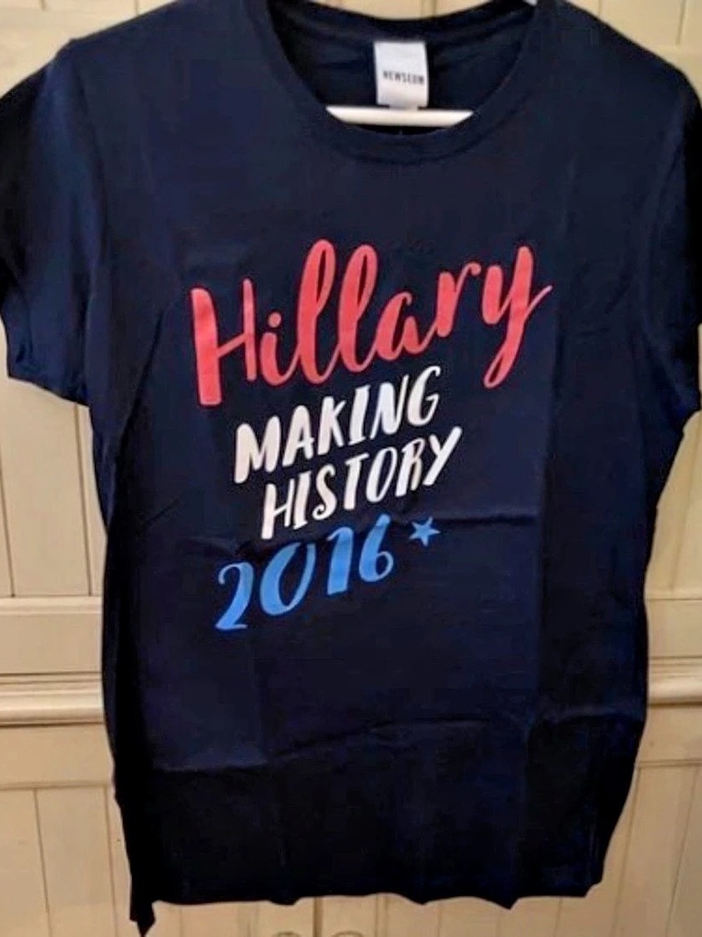 Newsum Political Short Sleeve Tee in Navy Blue NWT